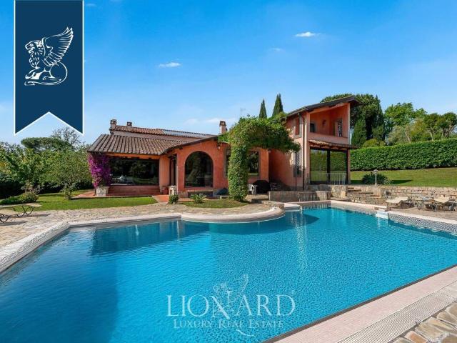 Villa in vendita a Roma RM