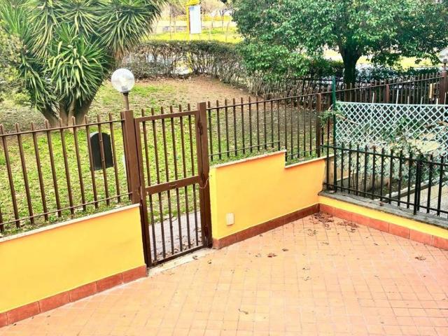 Villa in vendita a Roma RM