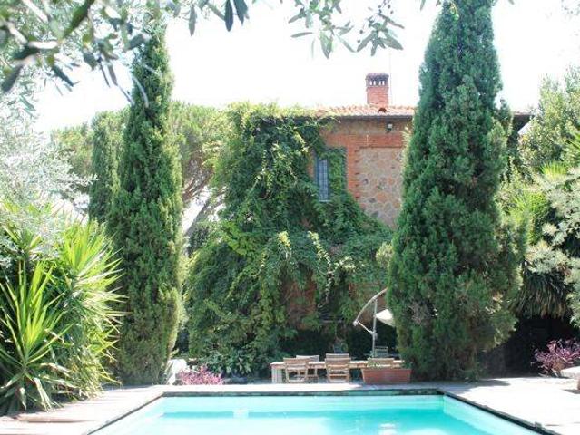 Villa in vendita a Roma RM