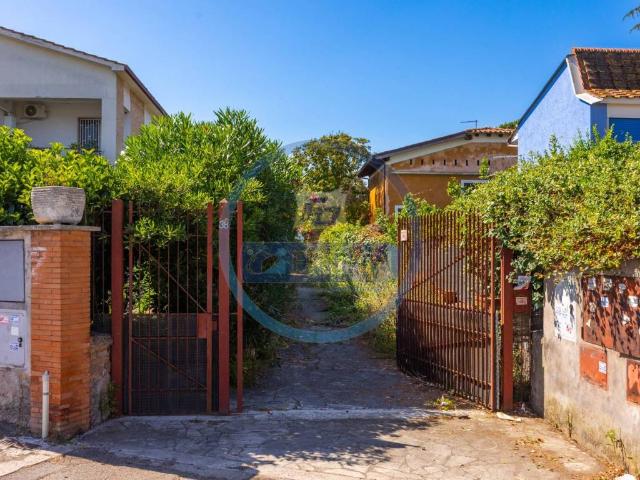 Villa in vendita a Roma RM