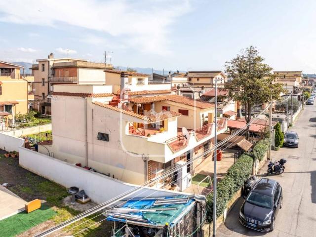 Villa in vendita a Roma RM