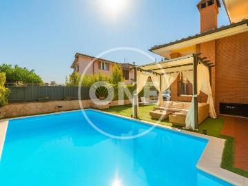 Villa in vendita a Roma RM