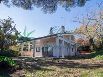 Villa in vendita a Roma RM