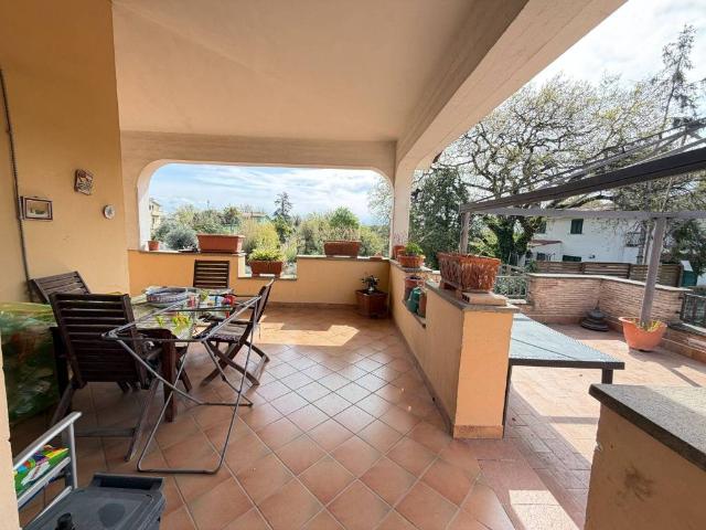 Villa in vendita a Roma RM