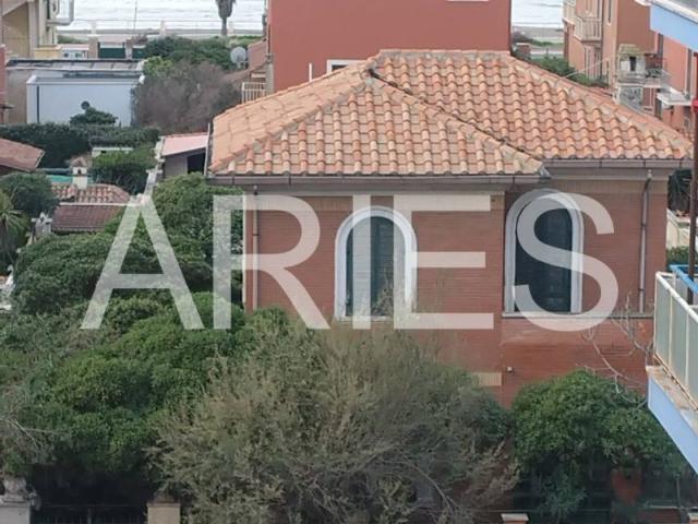Villa in vendita a Roma RM