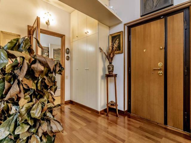 Villa in vendita a Roma RM