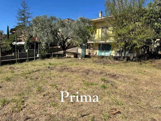 Villa in vendita a Roma RM