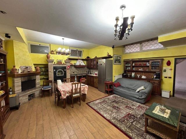Villa in vendita a Roma RM