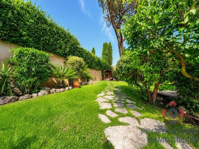 Villa in vendita a Roma RM