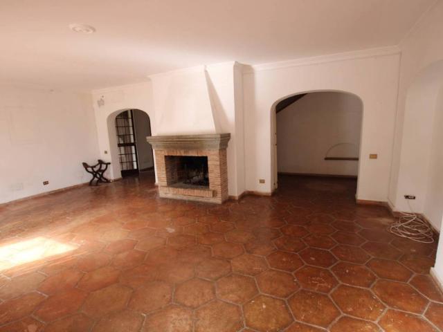 Villa in vendita a Roma RM