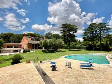 Villa in vendita a Roma RM