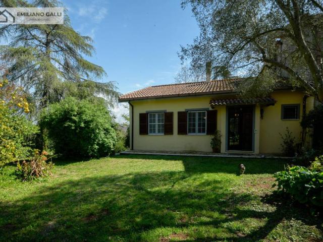 Villa in vendita a Roma RM