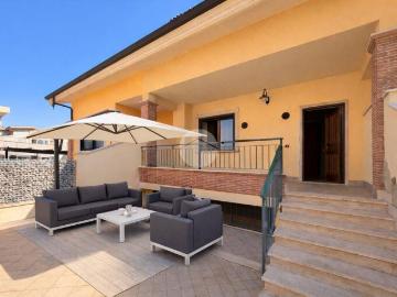 Villa in vendita a Roma RM