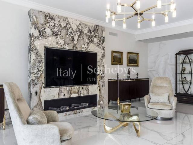Villa in vendita a Roma RM