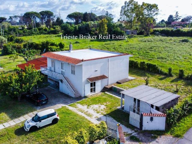 Villa in vendita a Roma RM