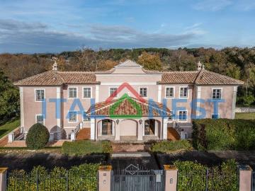 Villa in vendita a Roma RM