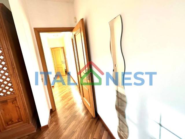 Villa in vendita a Roma RM