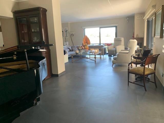 Villa in vendita a Roma RM