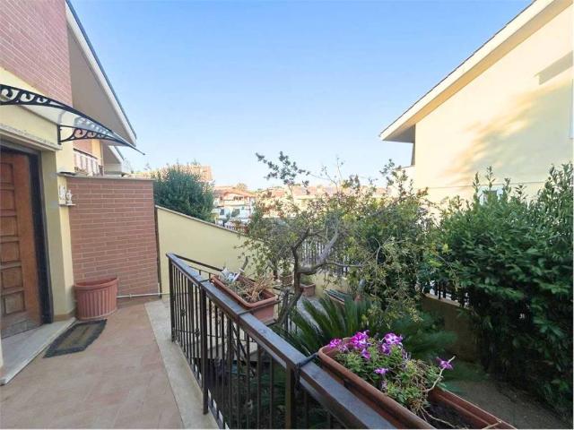 Villa in vendita a Roma RM