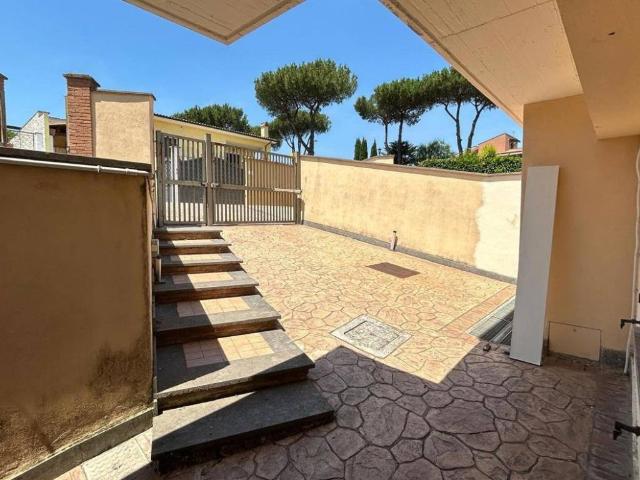 Villa in vendita a Roma RM