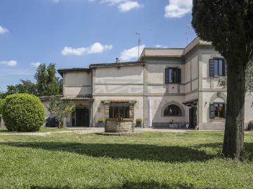 Villa in vendita a Roma RM