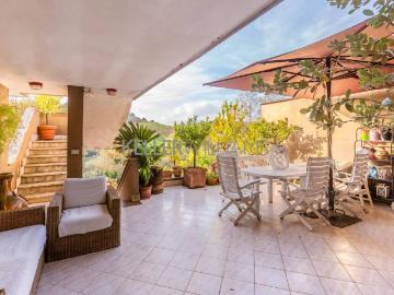 Villa in vendita a Roma RM
