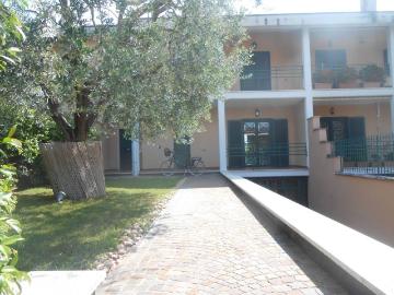 Villa in vendita a Roma RM