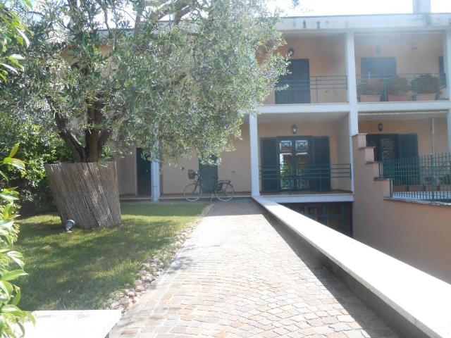 Villa in vendita a Roma RM