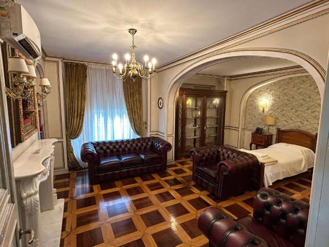 Villa in vendita a Roma RM