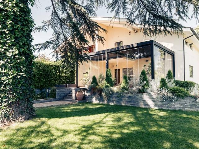 Villa in vendita a Roma RM