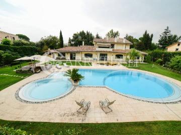 Villa in vendita a Roma RM