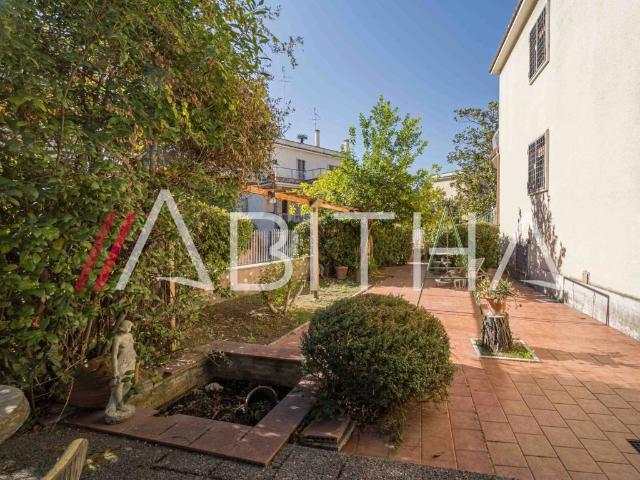 Villa in vendita a Roma RM