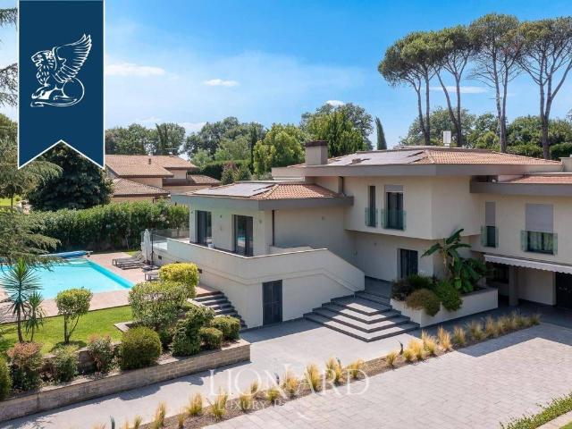 Villa in vendita a Roma RM