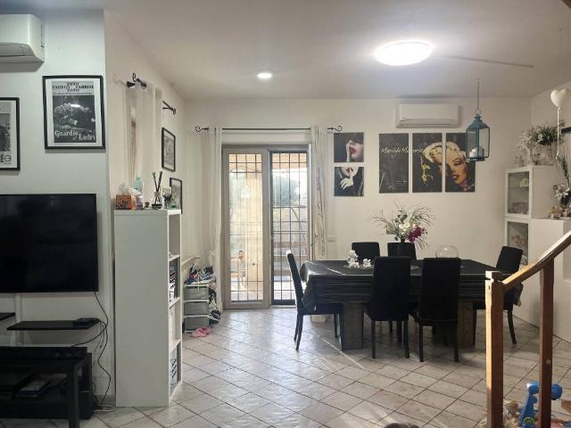 Villa in vendita a Roma RM