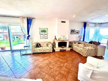 Villa in vendita a Roma RM