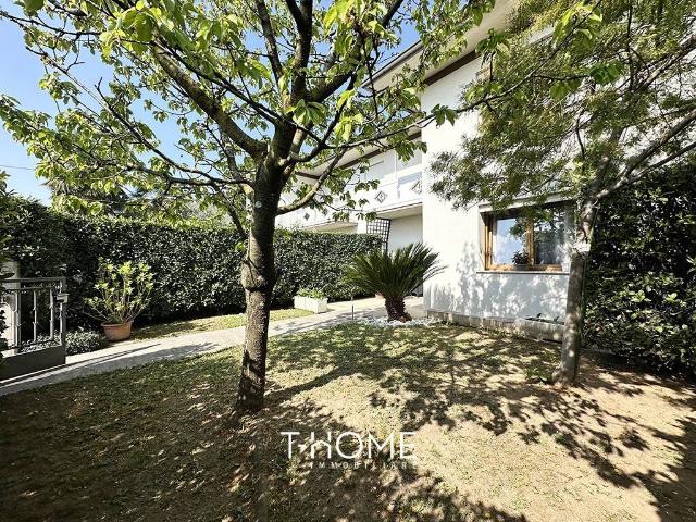 Villa in vendita a Romano d'Ezzelino VI