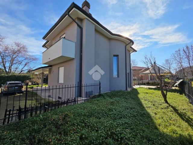 Villa in vendita a Romano di Lombardia BG
