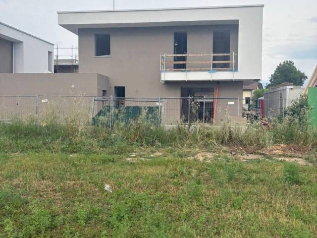 Villa in vendita a Romano di Lombardia BG