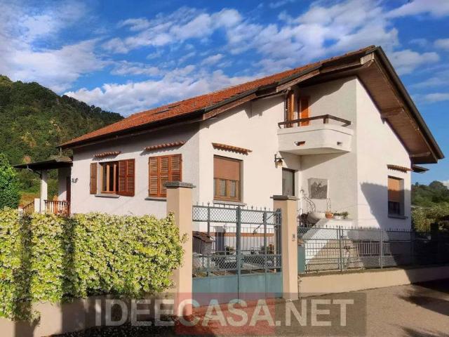 Villa in vendita a Romagnano Sesia NO
