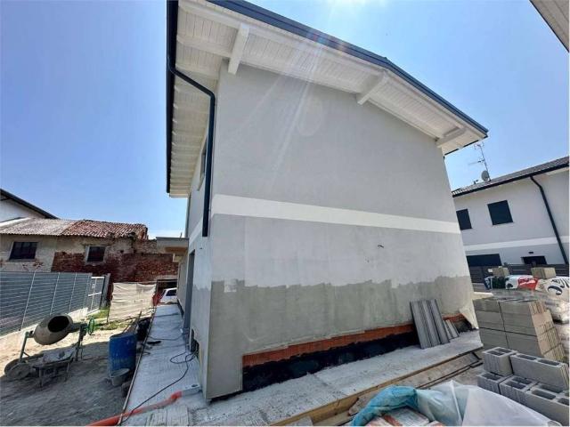 Villa in vendita a Romentino NO