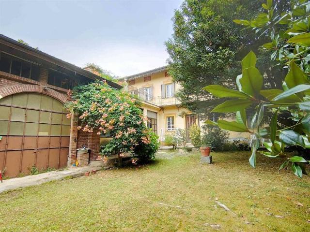 Villa in vendita a Ronco Biellese BI