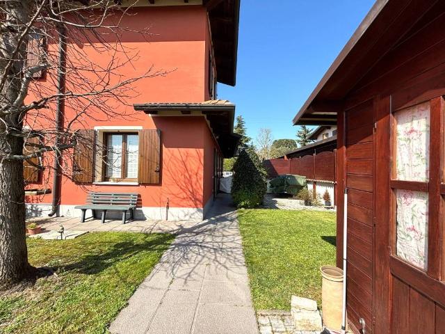 Villa in vendita a Roncoferraro MN