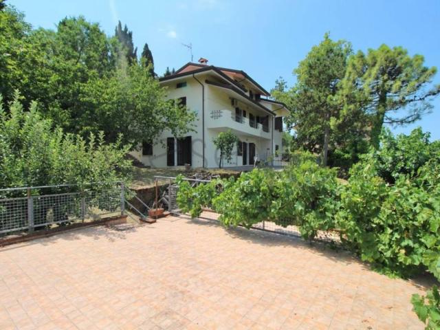 Villa in vendita a Roncofreddo FC