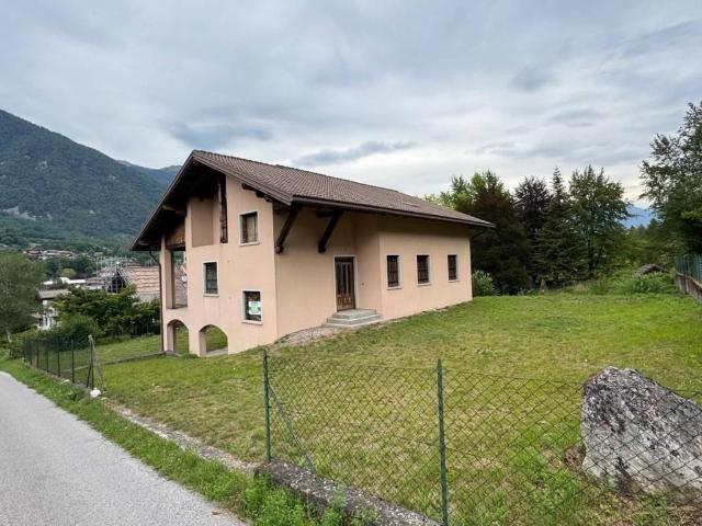Villa in vendita a Roncegno Terme TN