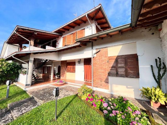 Villa in vendita a Ronchis UD