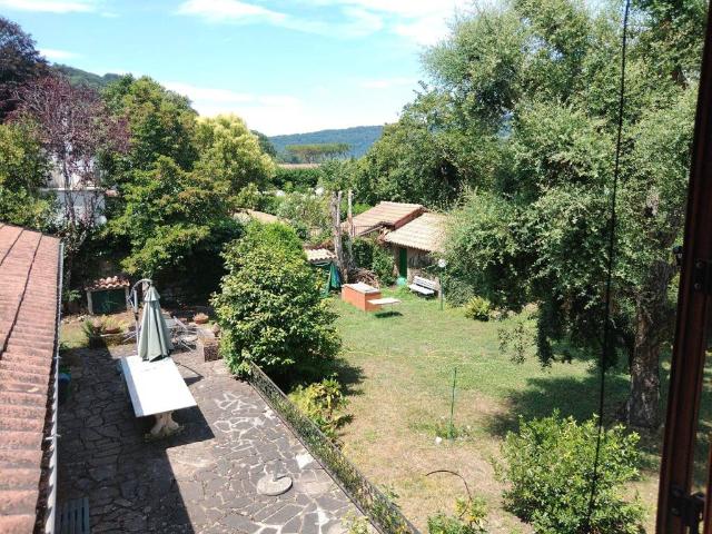 Villa in vendita a Ronciglione VT