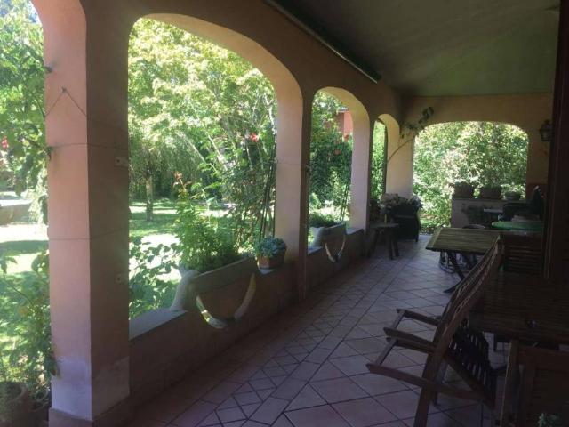Villa in vendita a Ronciglione VT