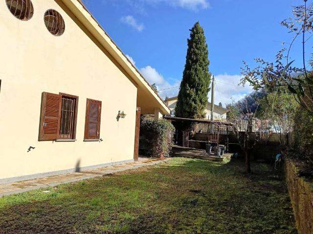 Villa in vendita a Ronciglione VT