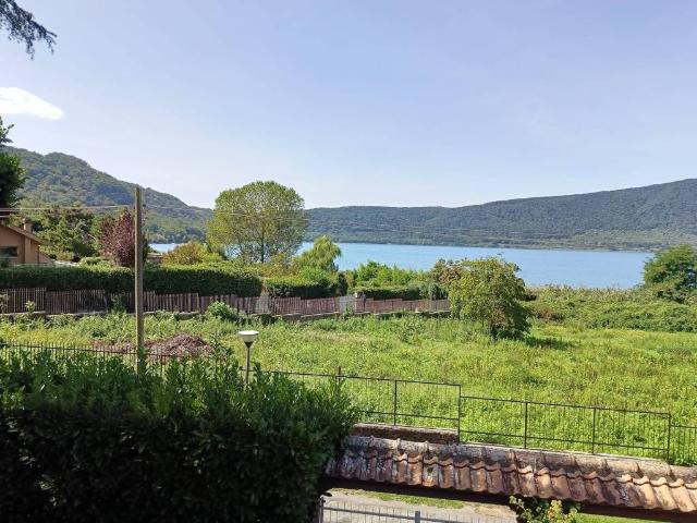 Villa in vendita a Ronciglione VT