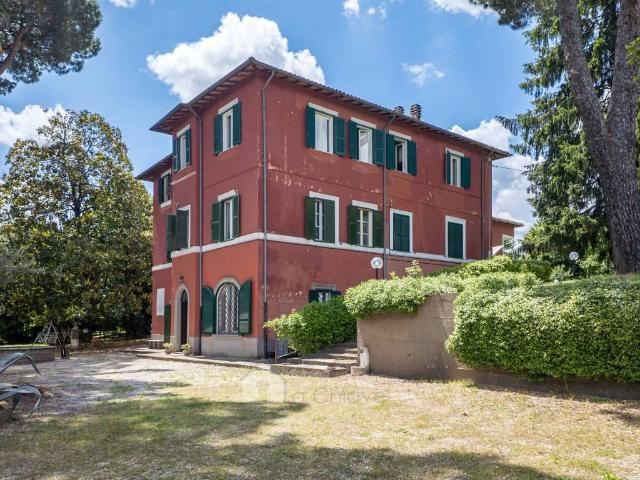 Villa in vendita a Ronciglione VT